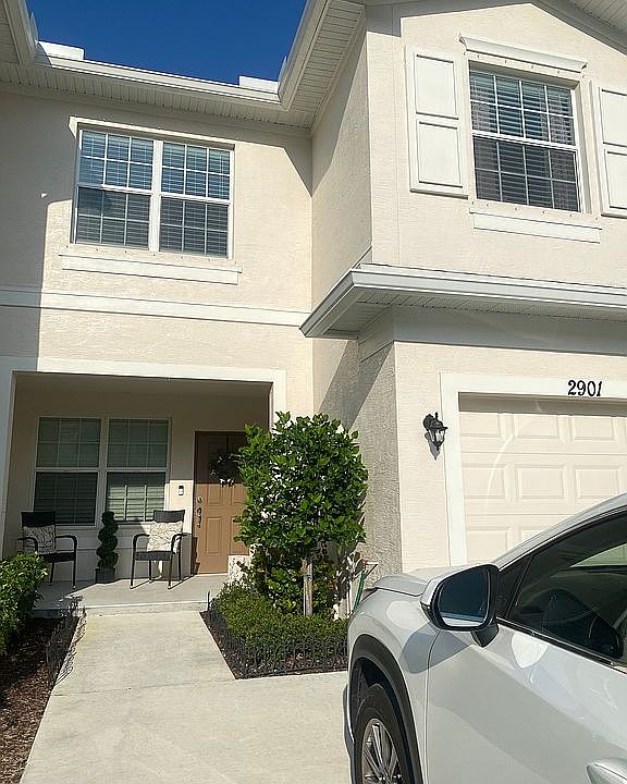 1st image of 2901 NW Treviso Cir