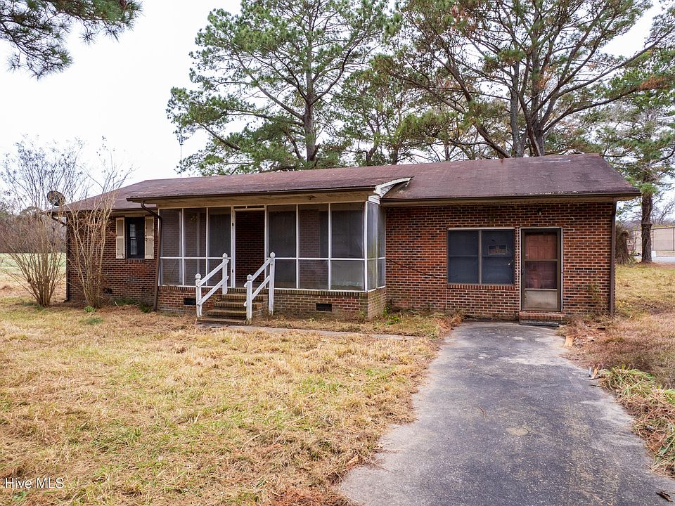1st image of 194 Northeast Drive
