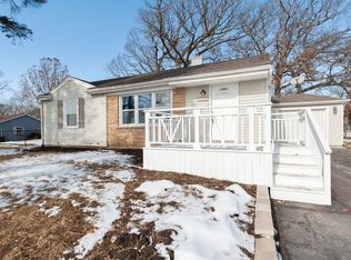 25282 W Monaville Rd, Lake Villa, IL 60046
