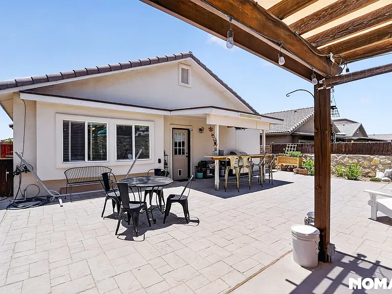 12485 Chamberlain Dr — Photo 42