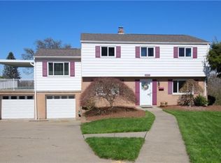 1571 Critchfield Dr, Bridgeville, PA