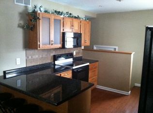 1301 N Madison Ave, Mason City, IA 50401