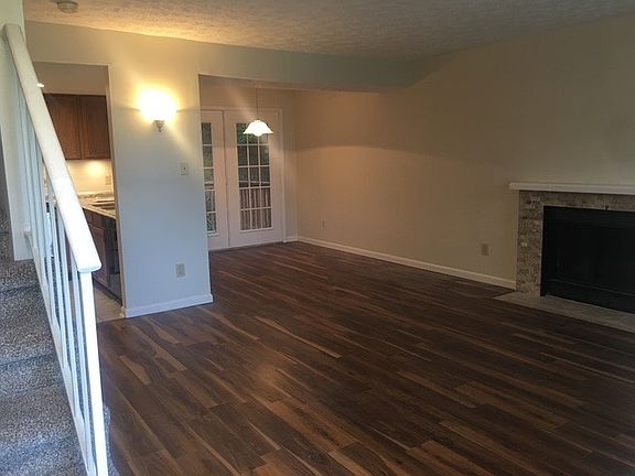 3rd image of 808 Olde Pioneer Trl APT 180
