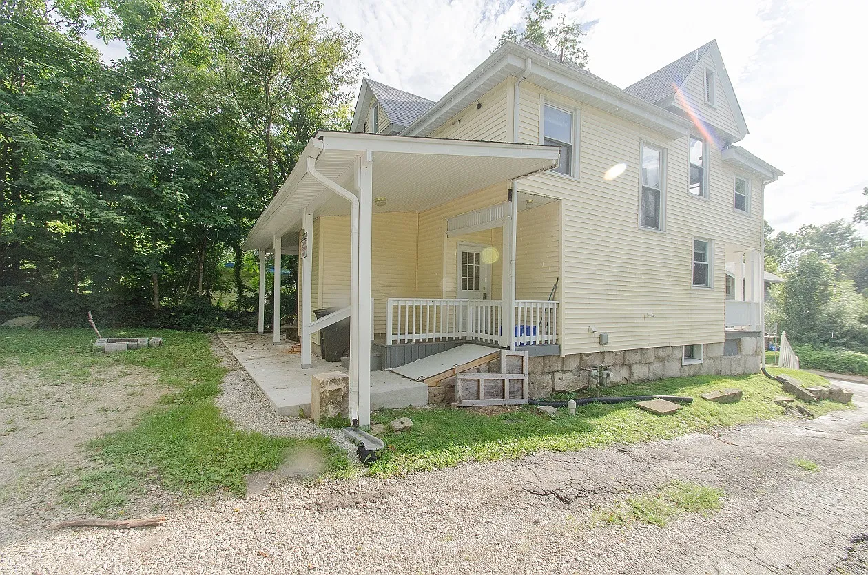 4 bedroom, 2 bath Home: Available July 2027! — Photo 3