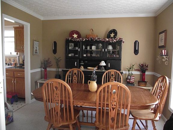 3rd image of 3564 Teal Dr