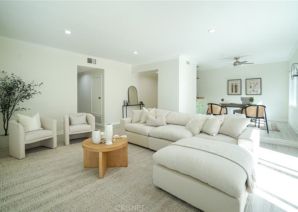 The Colony At Westwood Condominiums 1415 Camden Ave Los Angeles CA