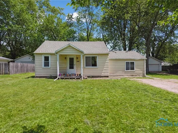 224 Leander Dr, Toledo, OH 43615