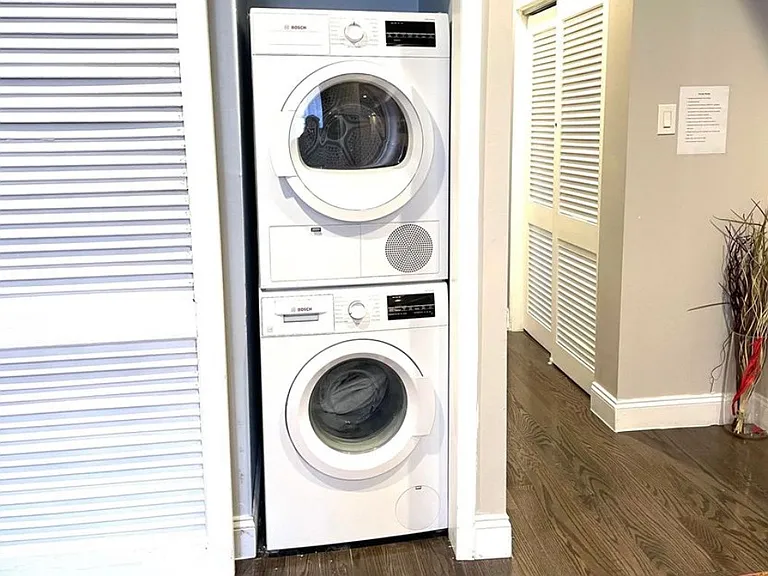 423 S 13th St #3 — Photo 31