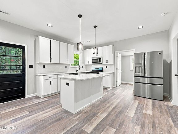2nd image of 302 W 1st Street