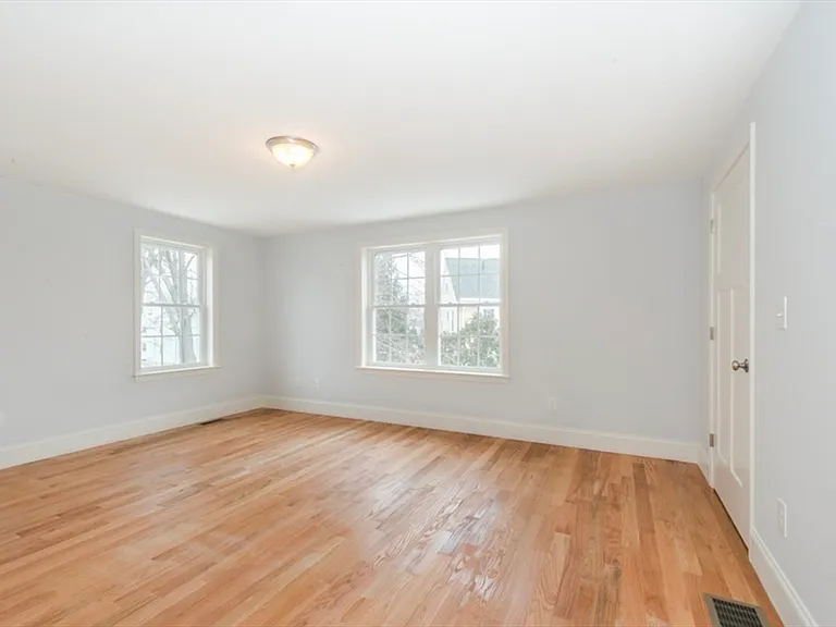 21 Franklin St #21 — Photo 6