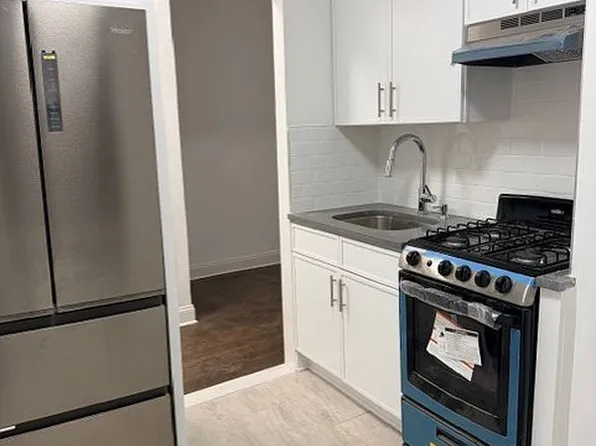 811 Cortelyou Rd APT 1A, Brooklyn, NY 11218