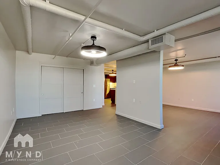 535 W Thomas Rd #405 — Photo 7