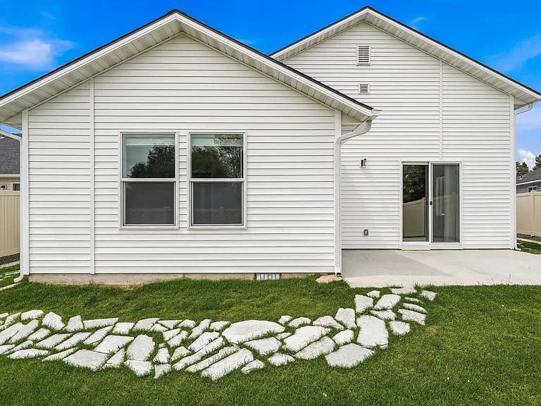406 Hildago Way — Photo 46