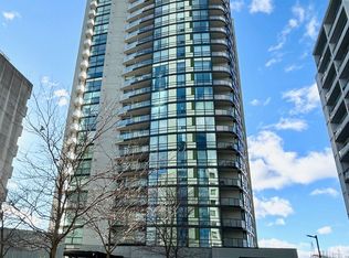 5740 Yonge St #1708, Toronto, ON M2M 0B1