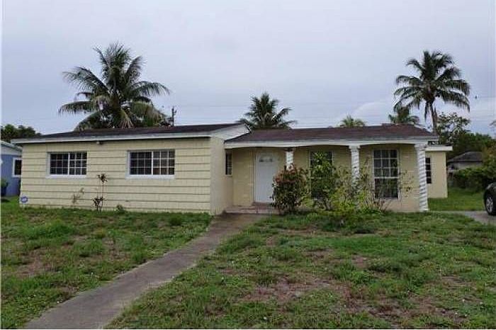 1st image of 1330 NW 189th Ter