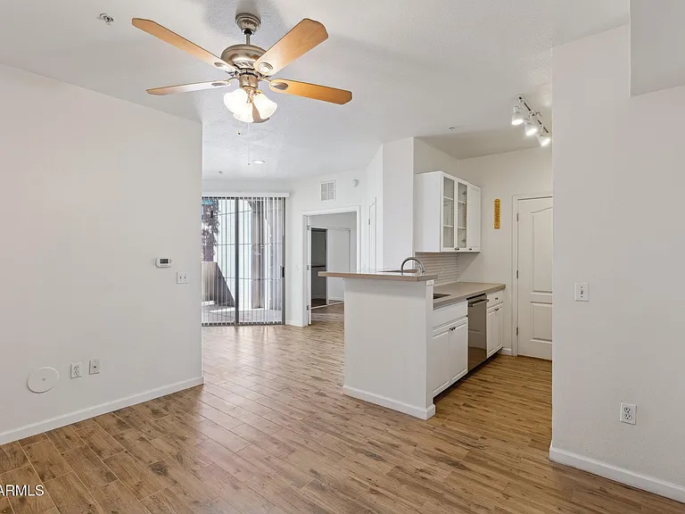 1701 E Colter St #182 — Photo 5