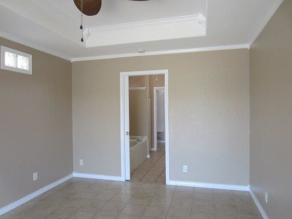 4th image of 13913 Mingo Cay Ct #B
