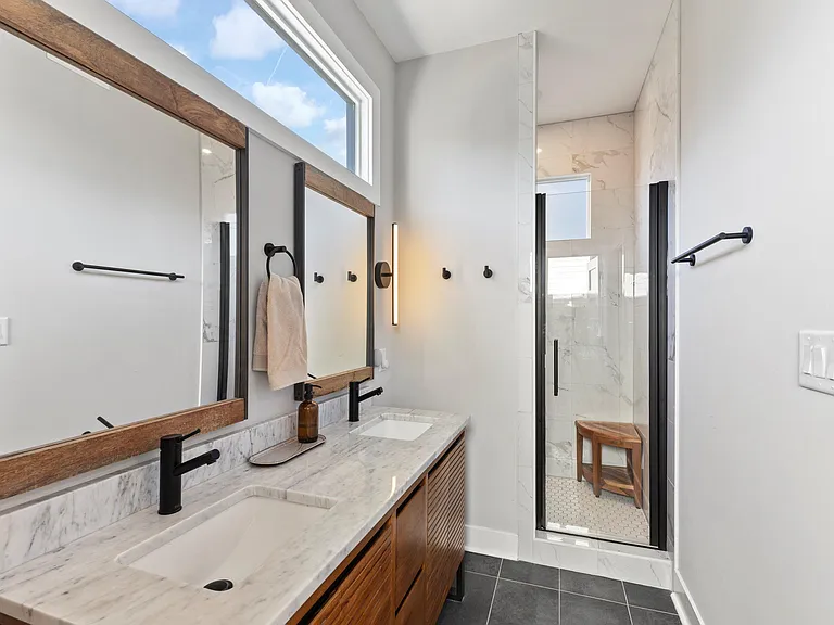 604 Velma Hopkins Ln — Photo 28