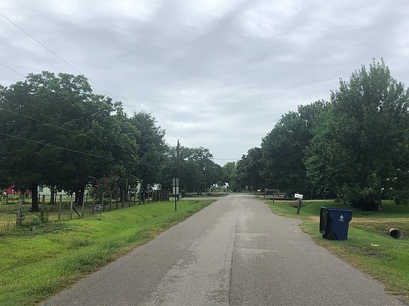 4th image of 106 Dutch Lake Ct