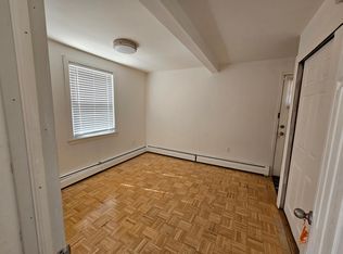 68 Cottage St APT 2L, Bayonne, NJ 07002