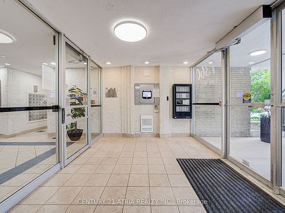 4th image of 1360 York Mills Rd #303