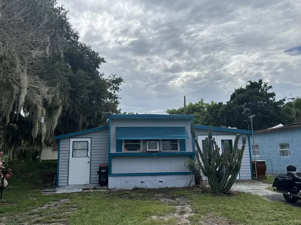 31240 Mayfair Way, Tavares, FL 32778