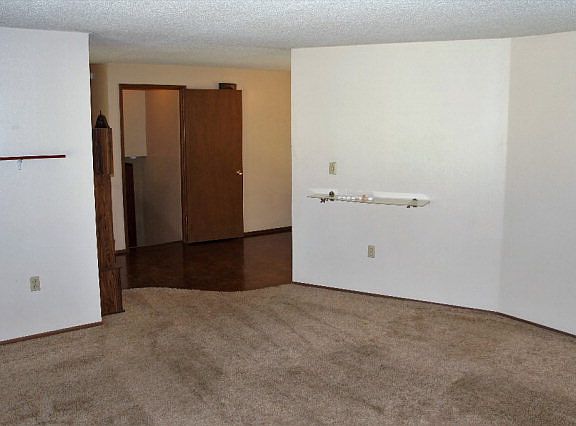 3rd image of 215 Assumption Dr