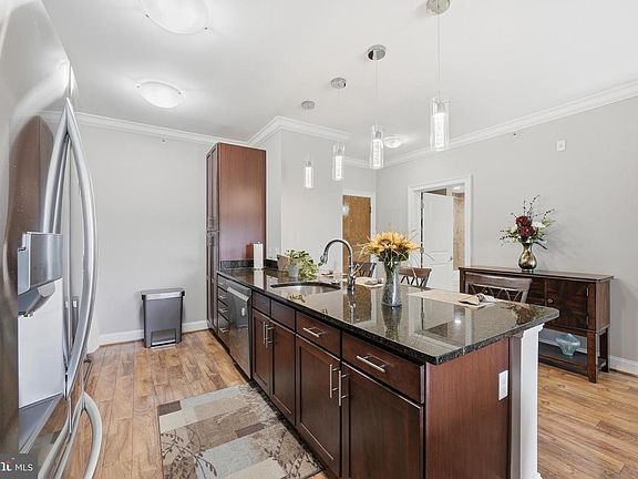 5th image of 6301 Edsall Rd Unit 519