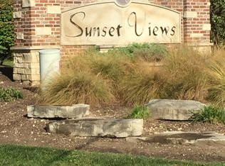 43W862 Twilight Ln, St Charles, IL 60175