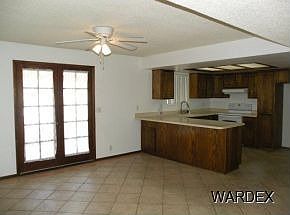4th image of 1601 Cardinal Dr