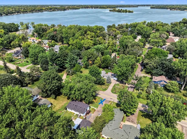 2110 Stillwater St, White Bear Township, MN 55110
