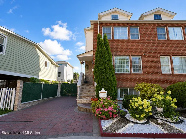 5 Neutral Ave, Staten Island, NY 10306