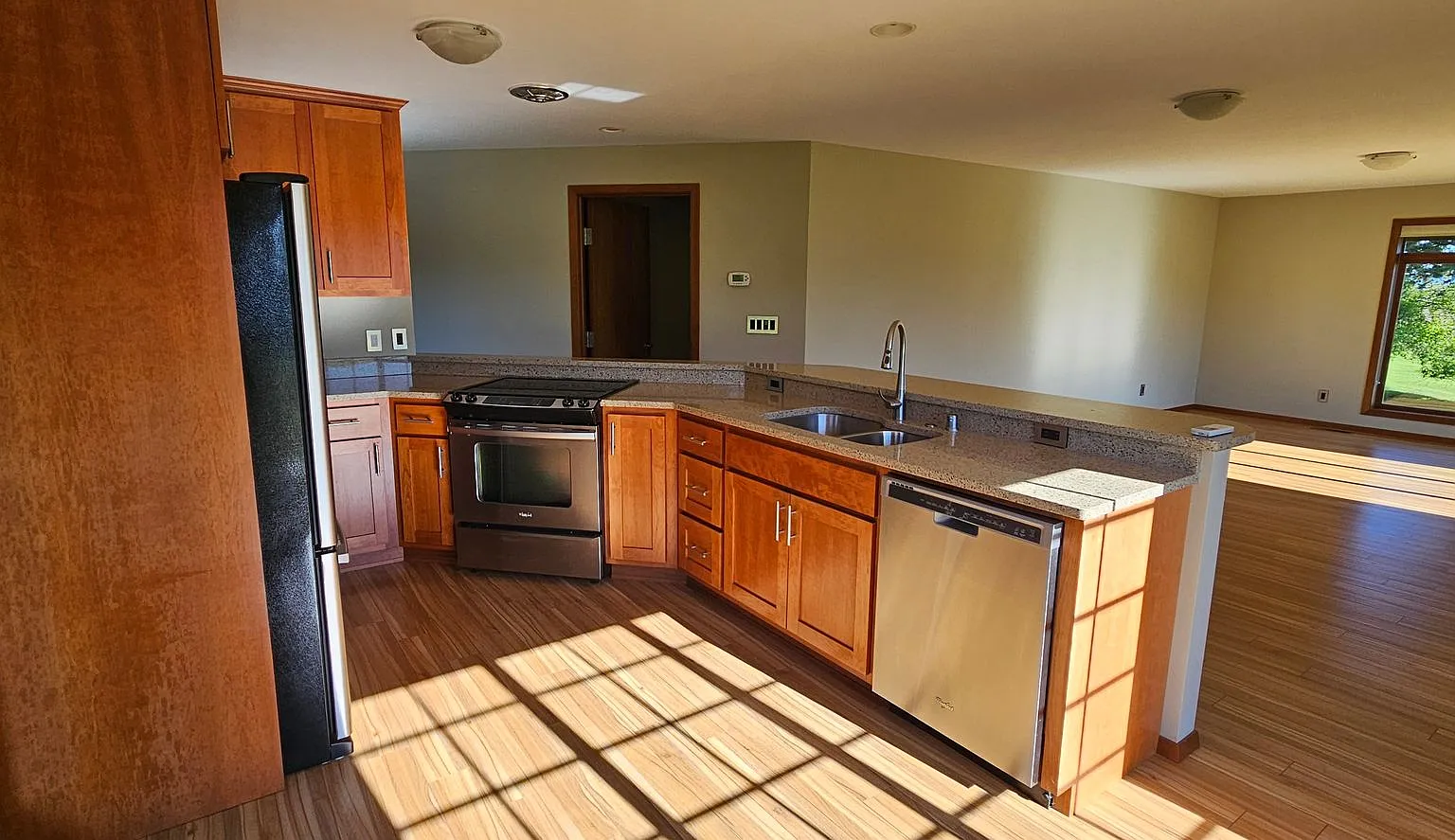Beautiful and spacious 55+ unit in Bow — Photo 4