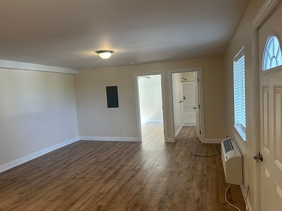3rd image of 3815 State Route 14 APT 6