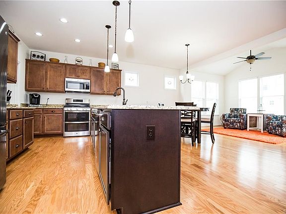 5th image of 10708 Providence Park Dr