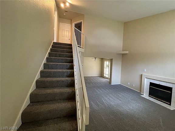 4th image of 2836 Lone Cliff Dr