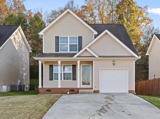 2117 Short Leaf Ln, Soddy Daisy, TN 37379