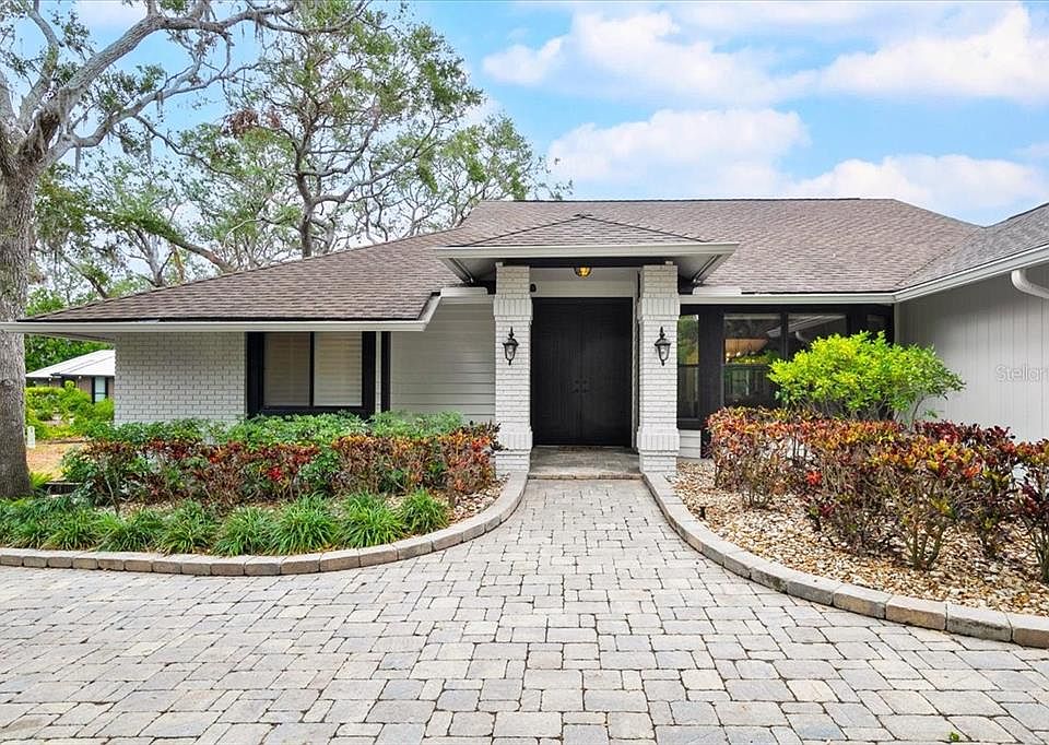 1st image of 869 Forestview Dr