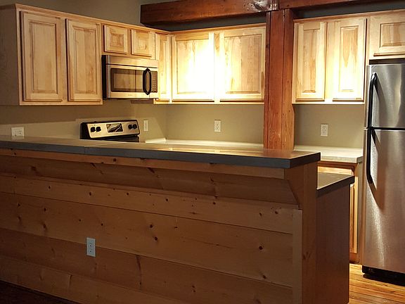 Breakfast bar.