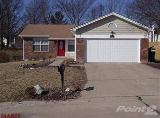 1607 Fairwood Forest Dr, Saint Peters, MO 63376