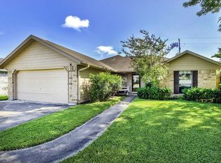 9670 Meadowick Dr, Beaumont, TX 77706