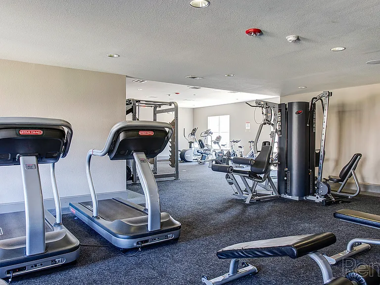 Glenrock Apartments — Photo 43