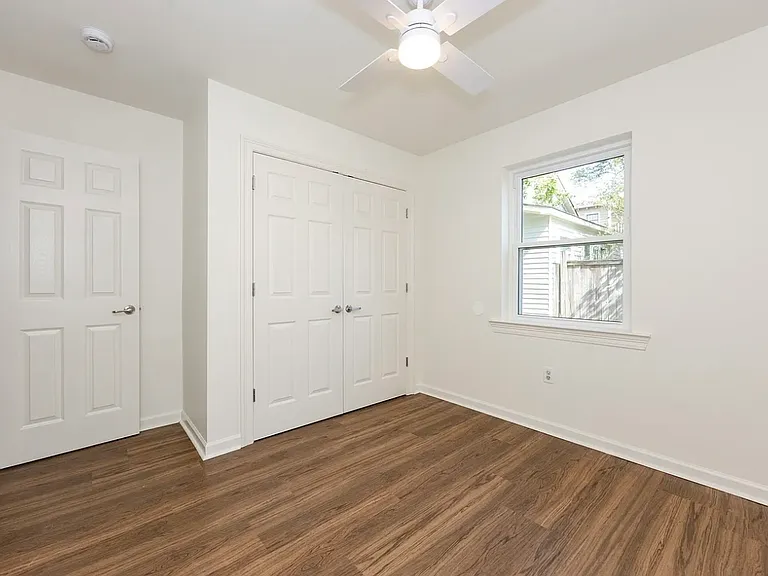 670 N 8th St #3 — Photo 7