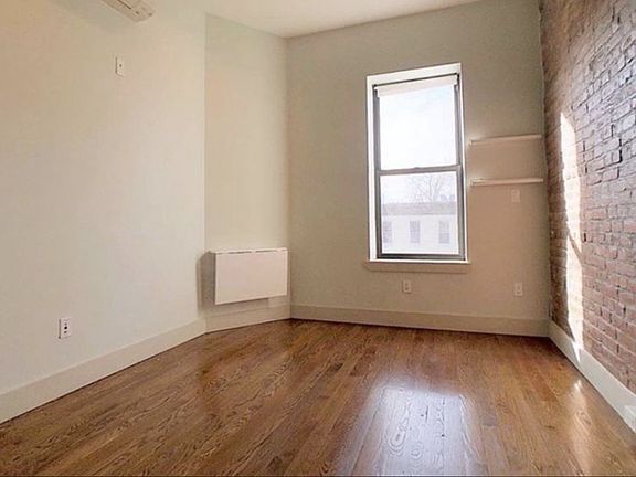 4th image of 303 Malcolm X Blvd APT 3B