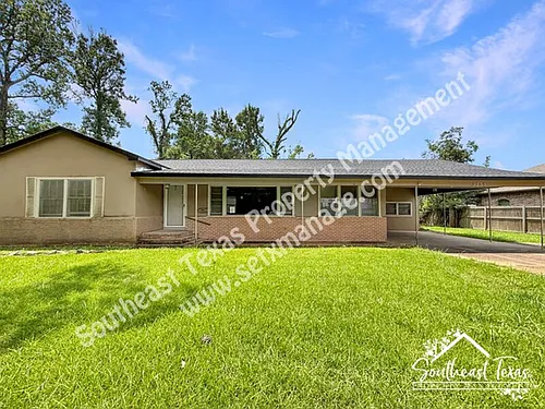 3255 Charles St Photo 1