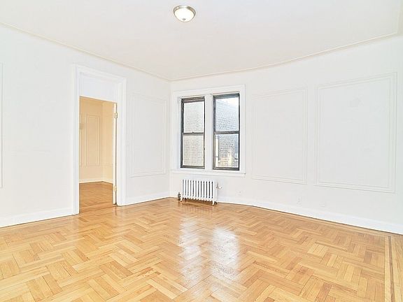 2nd image of 350 Fort Washington Ave #3C