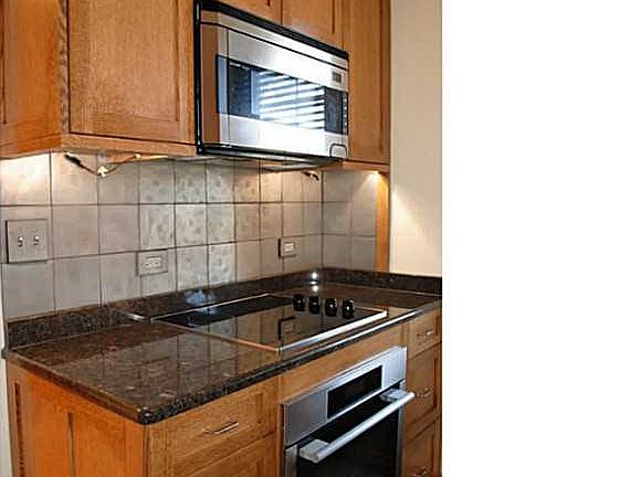 4th image of 731 W Ferry St APT 4G