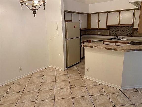 5th image of 4205 S 57th Ave APT H