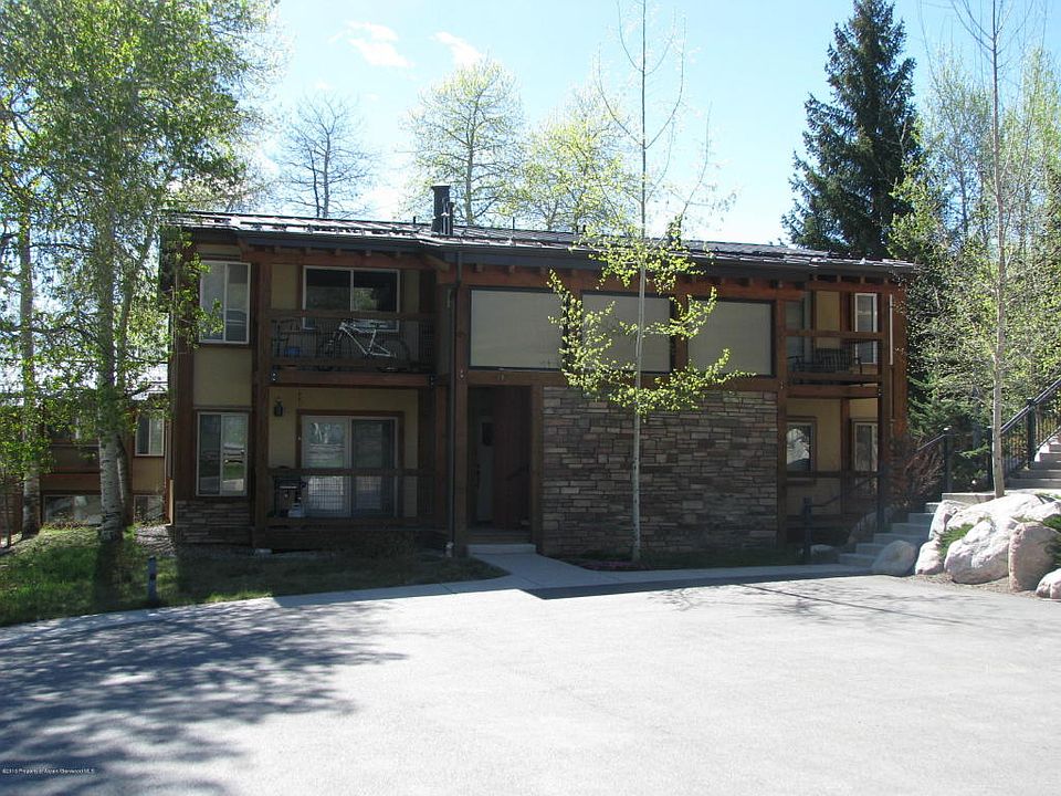 2nd image of 230 Carriage Way #G1