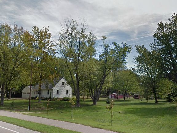 2nd image of 1512 W Lakewood Blvd